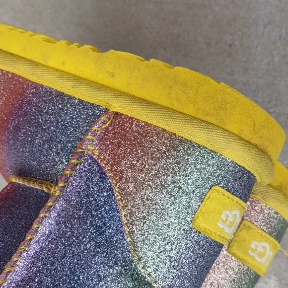 UGG Girls Size 12 Classic II Glitter Rainbow Shearling Lined Boots